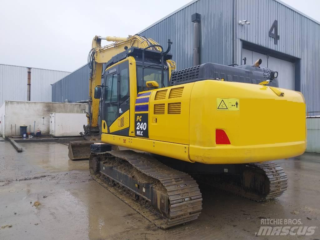 Komatsu PC240NLC-11 Pelle sur chenilles