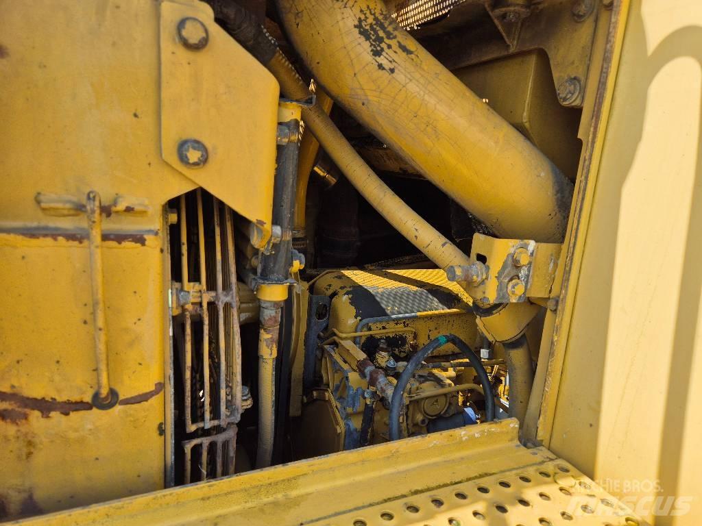 CAT 963B Chargeuse sur chenilles
