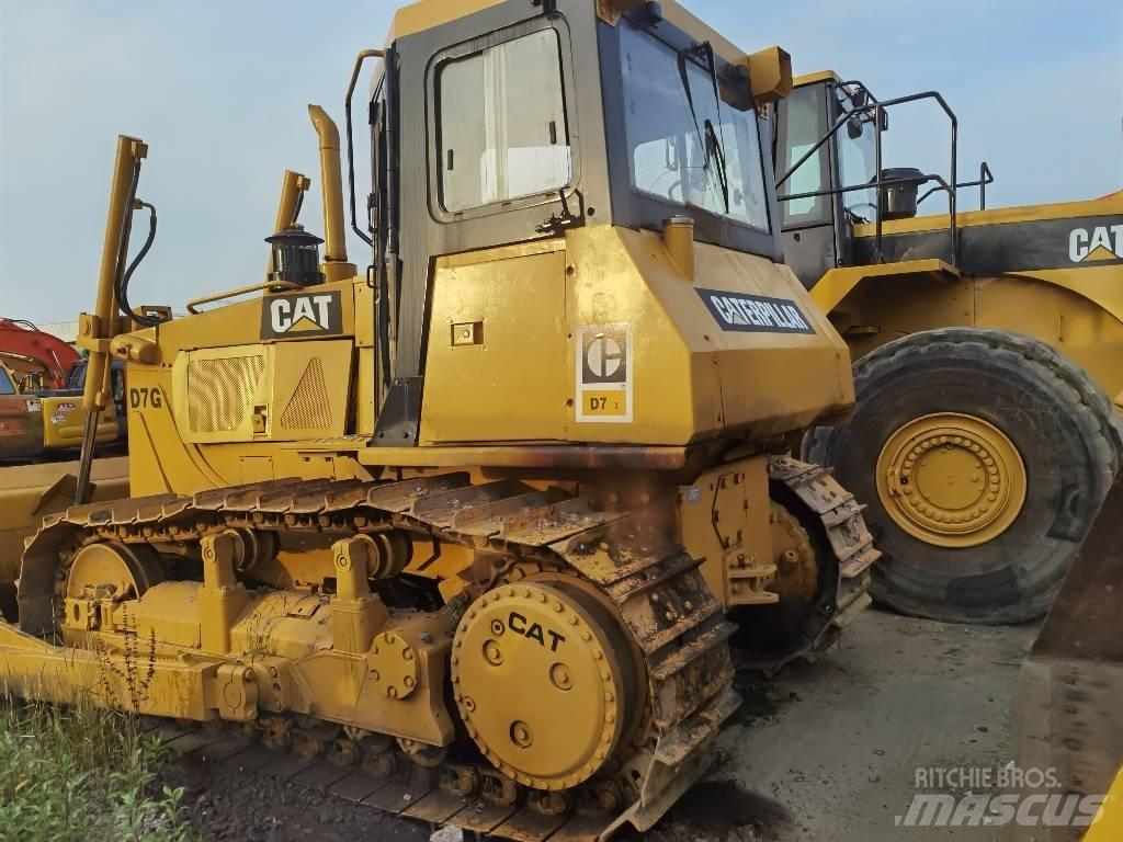 CAT D 7 G Niveleuse