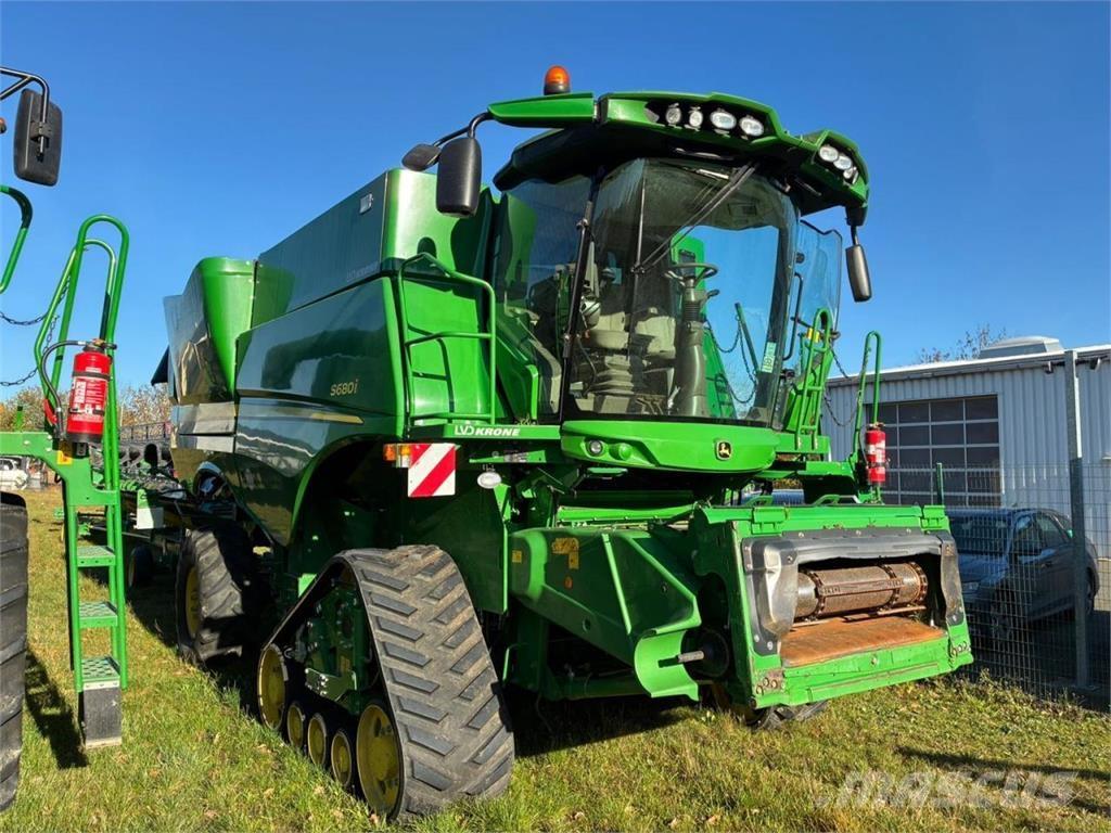 John Deere S680 Moissonneuse batteuse