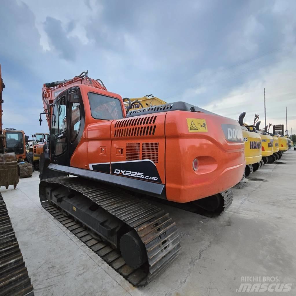 Doosan DX 225 LC Mini pelle < 7t