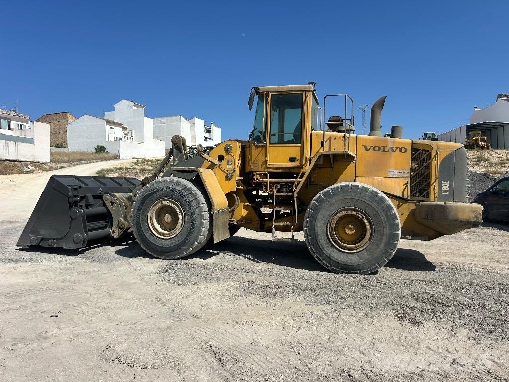 Volvo L 180 E Chargeuse sur pneus