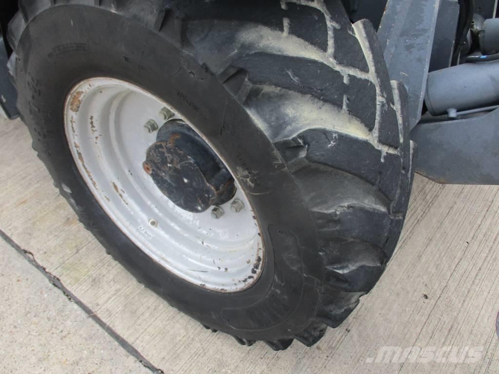 JLG 4013 (521) Chariot télescopique