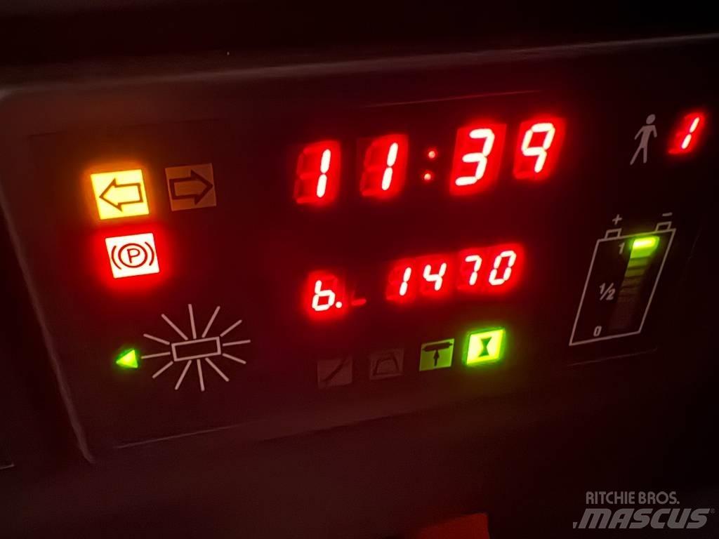 Toyota RRE 140 Chariot à mât rétractable