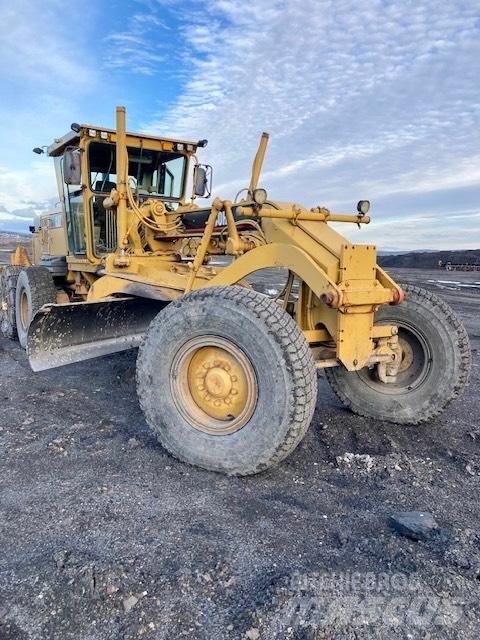 CAT 140 H Niveleuse