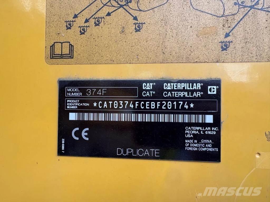 CAT 374F Pelle sur chenilles