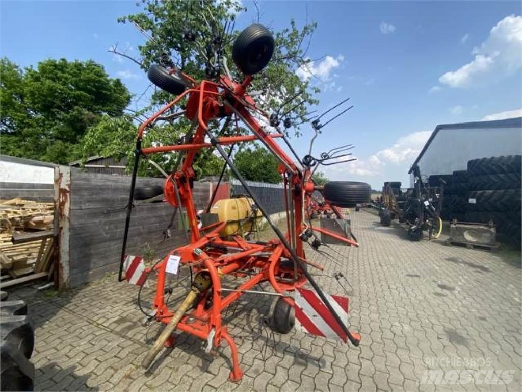 Fella TH 800 Rateau faneur