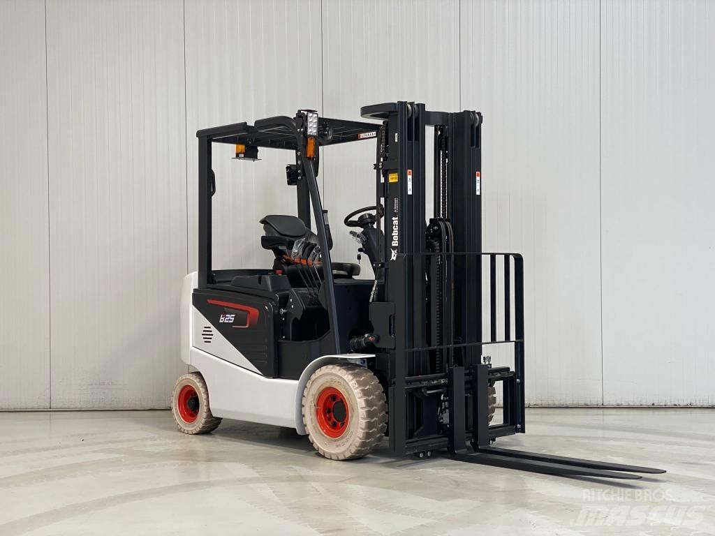 Bobcat B25NS Chariots élévateurs électriques