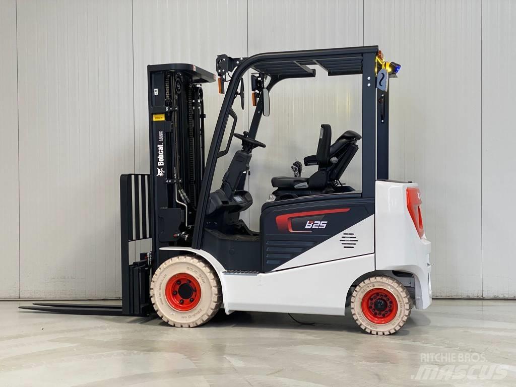 Bobcat B25NS Chariots élévateurs électriques