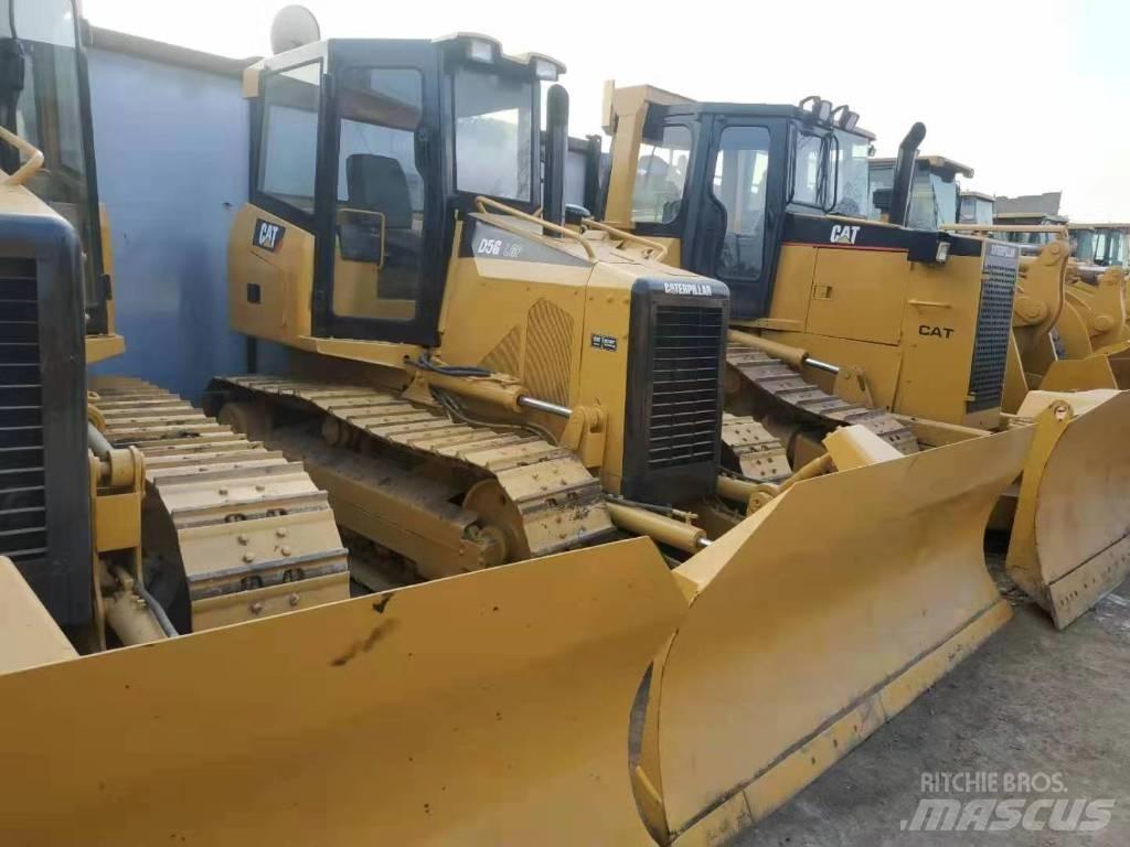 CAT D5M Bouteurs sur chenilles