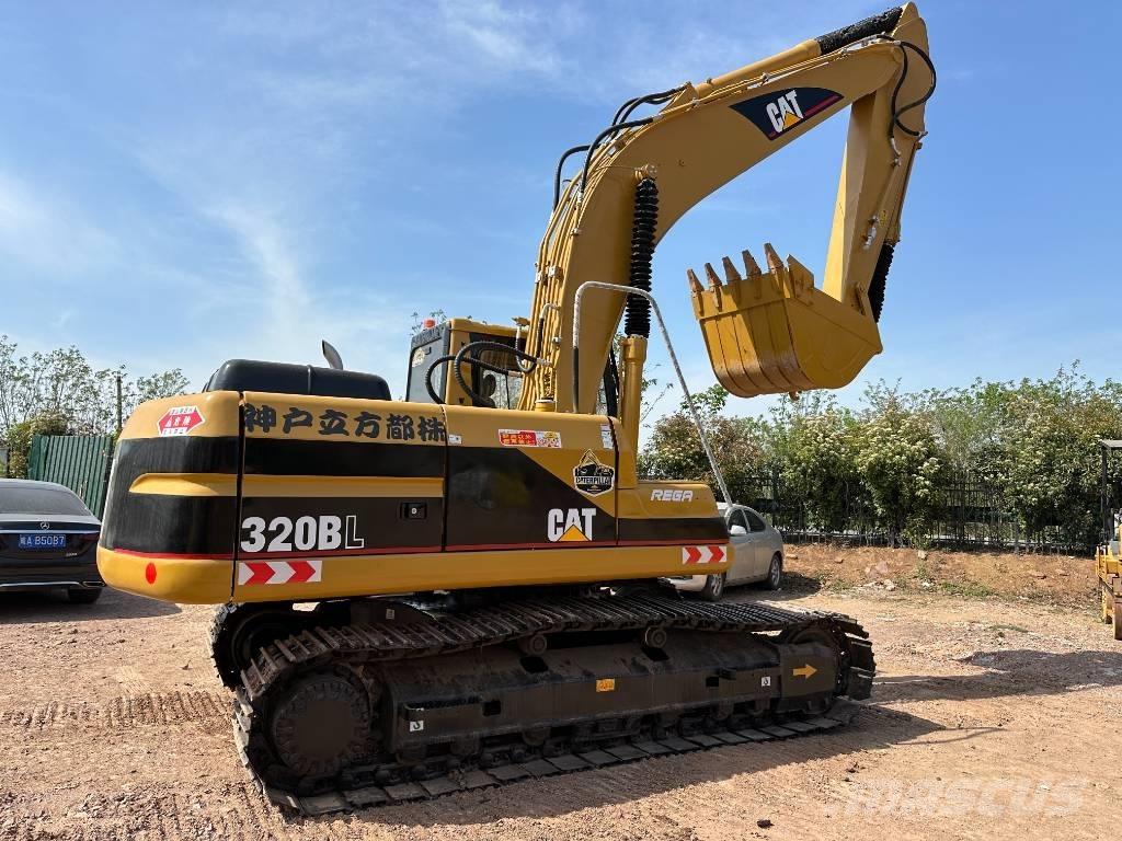 CAT 320 B L Pelle sur chenilles