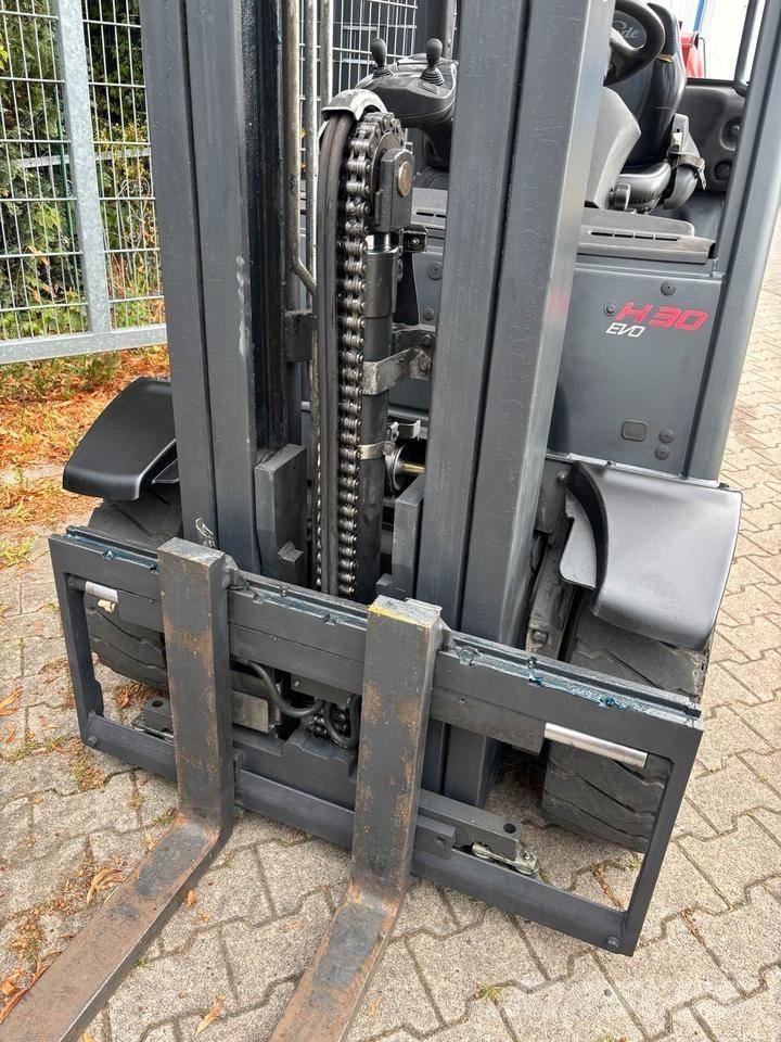 Linde H 30 T Chariots GPL