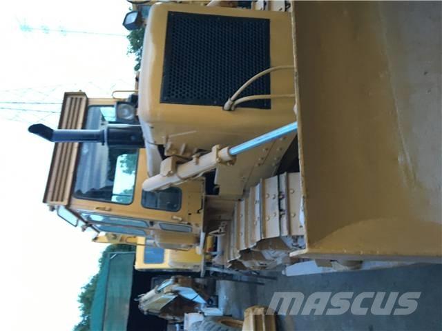 CAT D6D Bouteurs sur chenilles