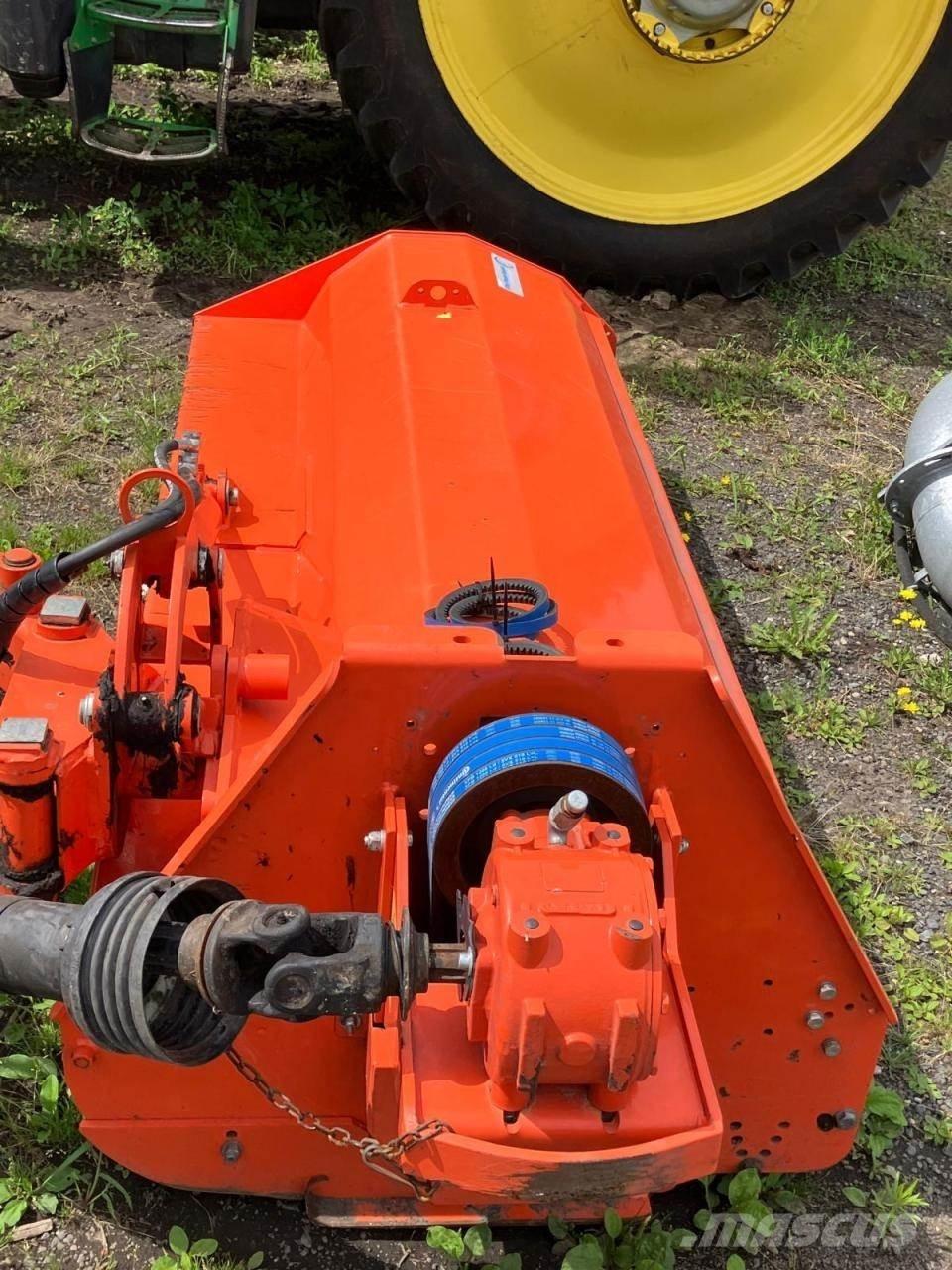 Tierre TCL 200 Broyeur / Gyrobroyeur / Epareuse
