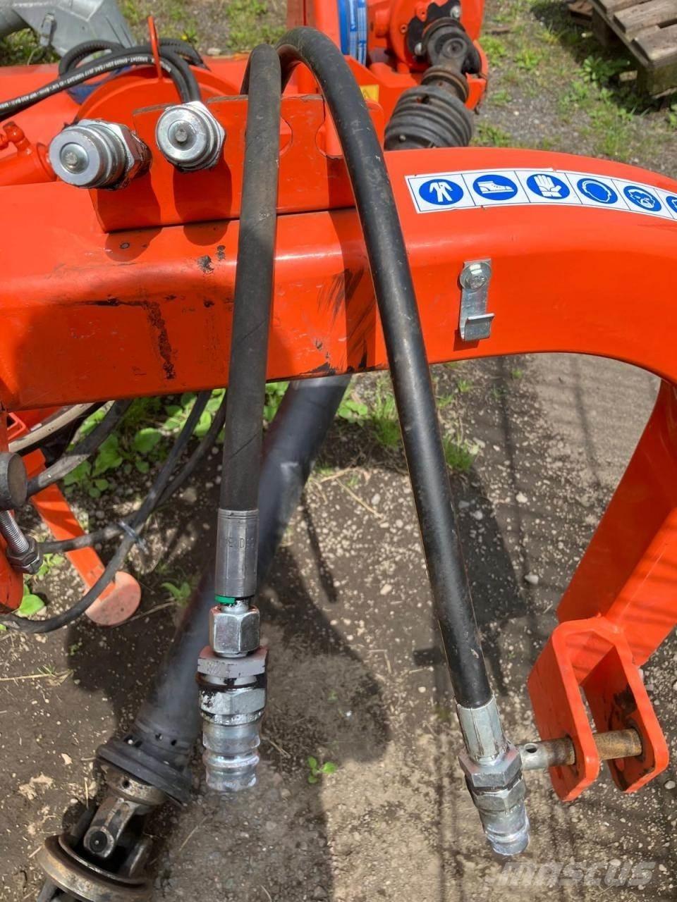 Tierre TCL 200 Broyeur / Gyrobroyeur / Epareuse