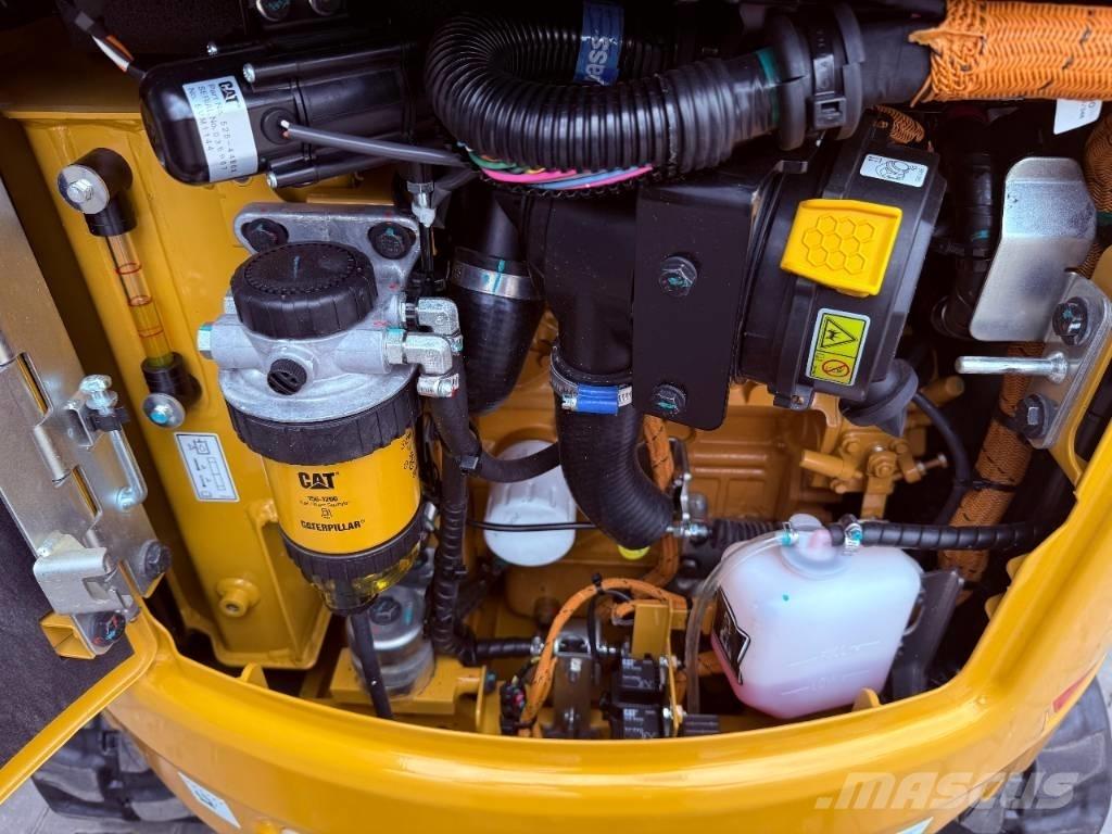 CAT 301.8 Mini pelle < 7t