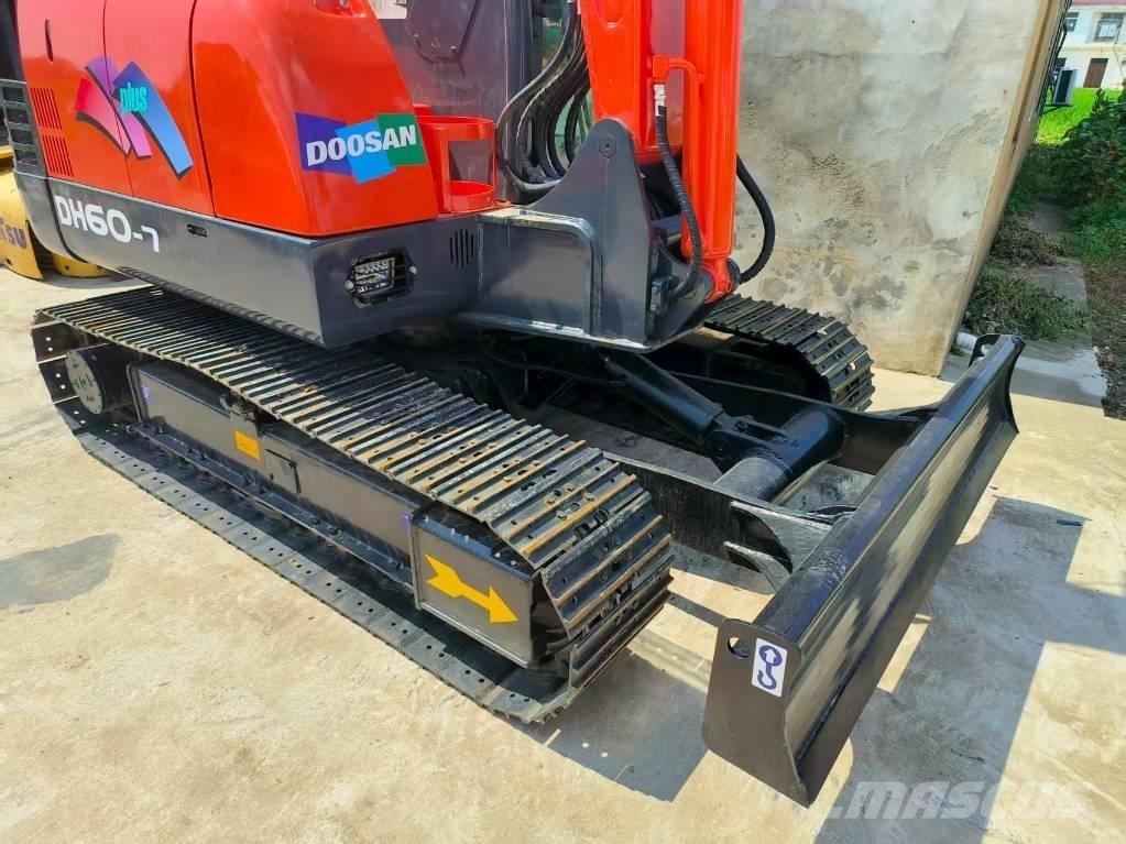 Doosan DH 60 Mini pelle < 7t