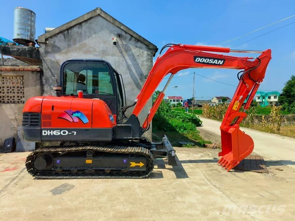Doosan DH 60 Mini pelle < 7t