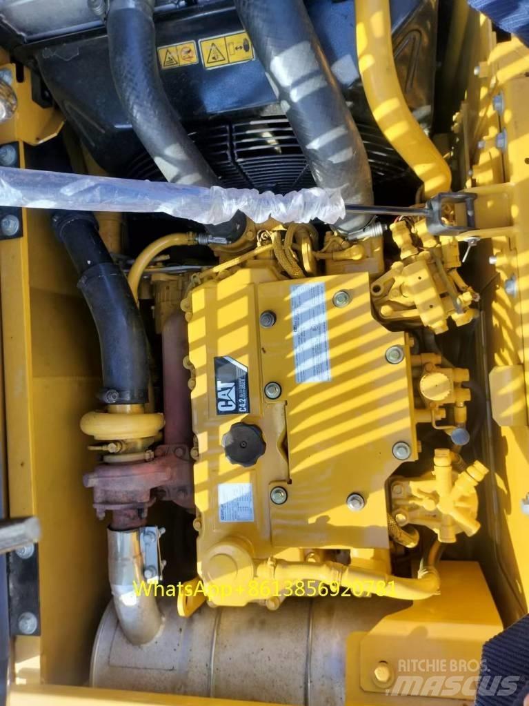 CAT 312 D Pelle sur chenilles