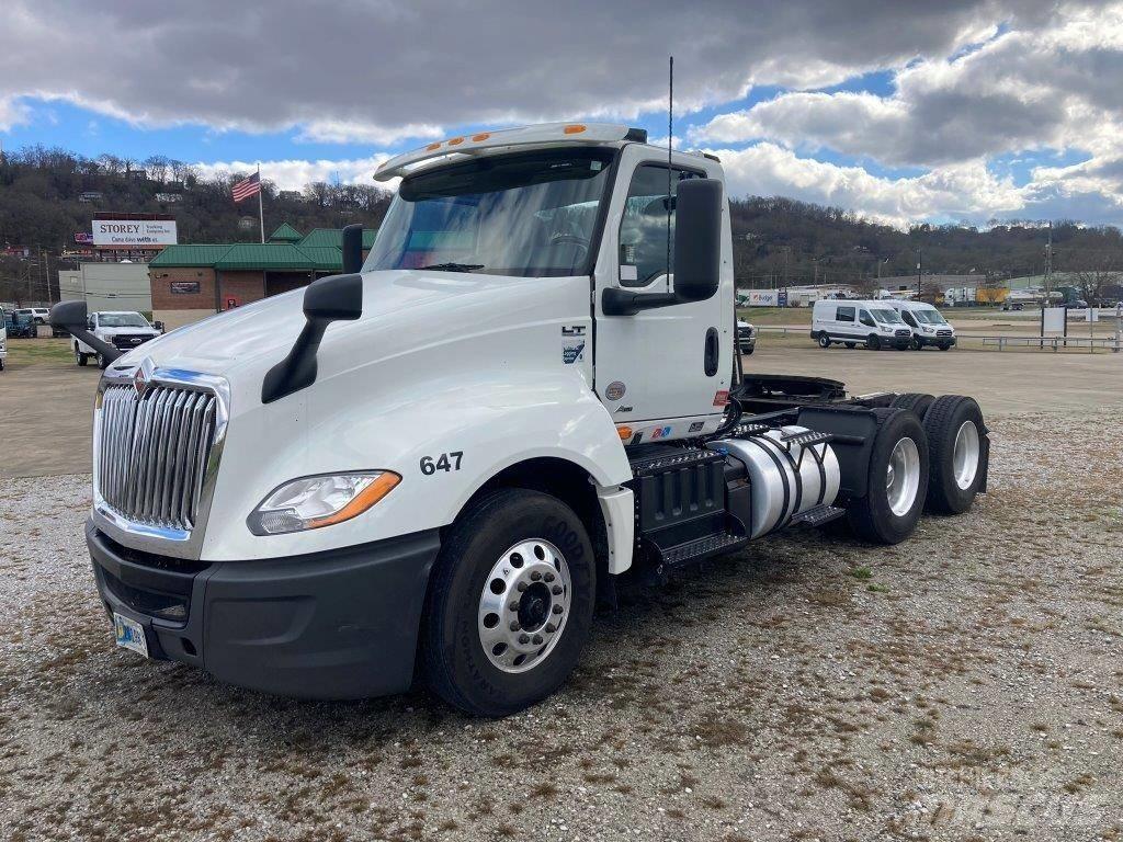 International LT Tracteur routier