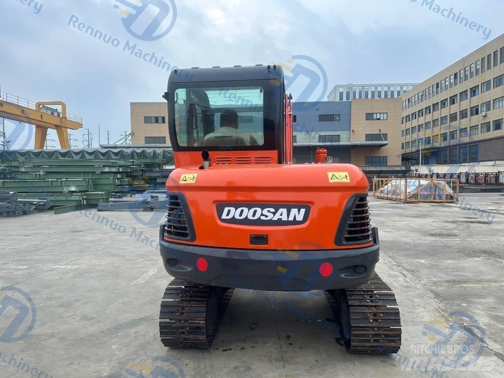 Doosan DX 60 Mini pelle < 7t