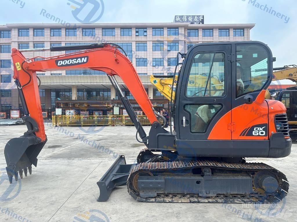 Doosan DX 60 Mini pelle < 7t