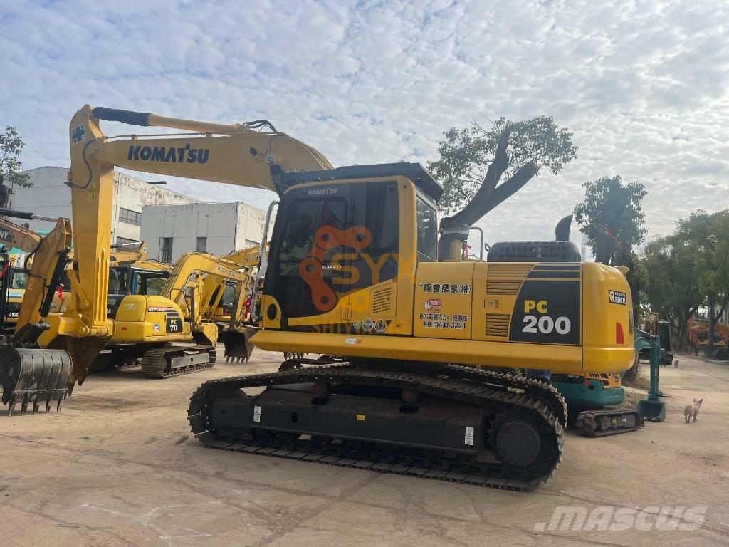 Komatsu PC 200-8 Pelle sur chenilles