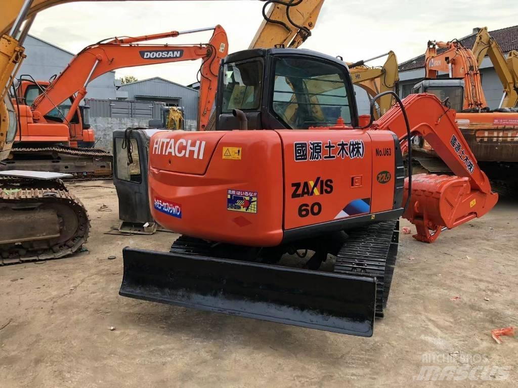 Hitachi ZX 60 Pelle sur chenilles