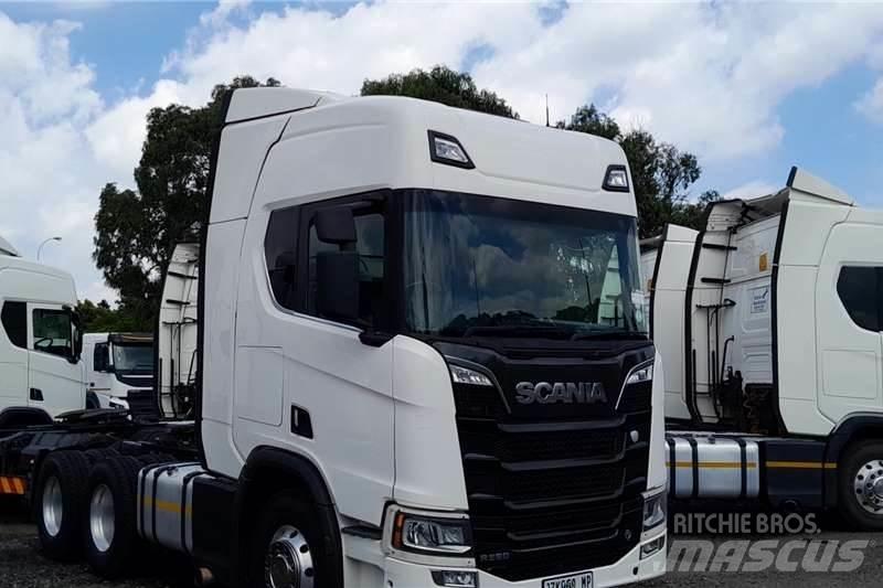 Scania R560 Autre camion