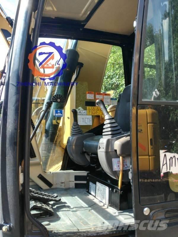 CAT 313 C/Short tail Pelle sur chenilles