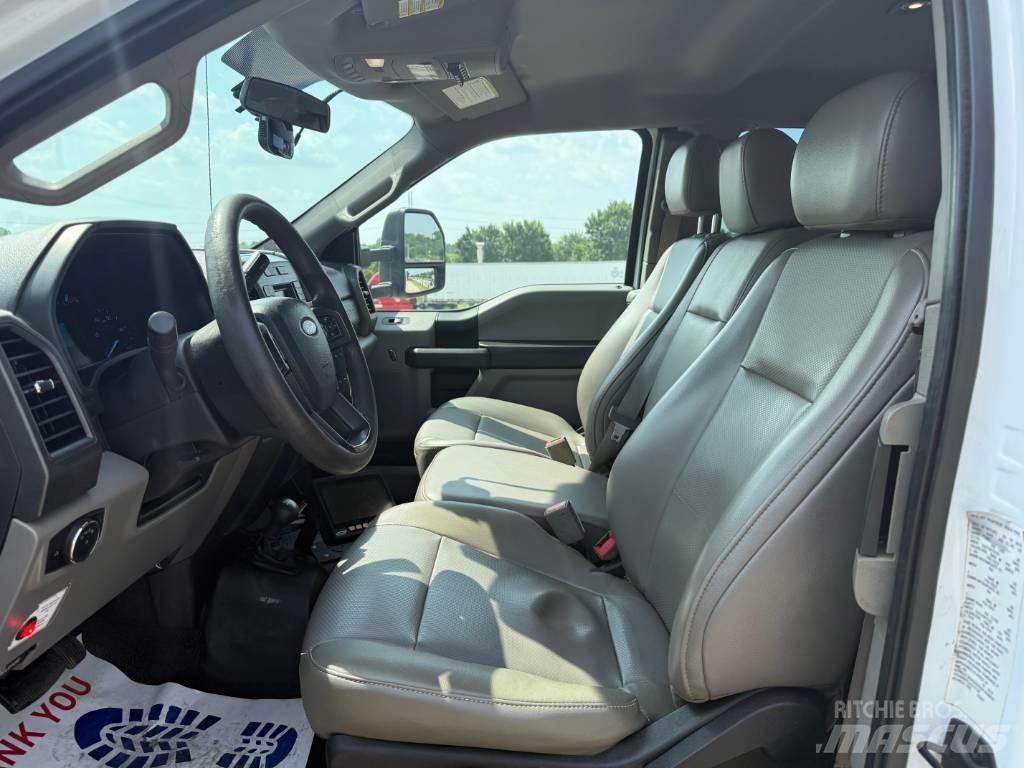 Ford F 550 XL SD Camions et véhicules municipaux