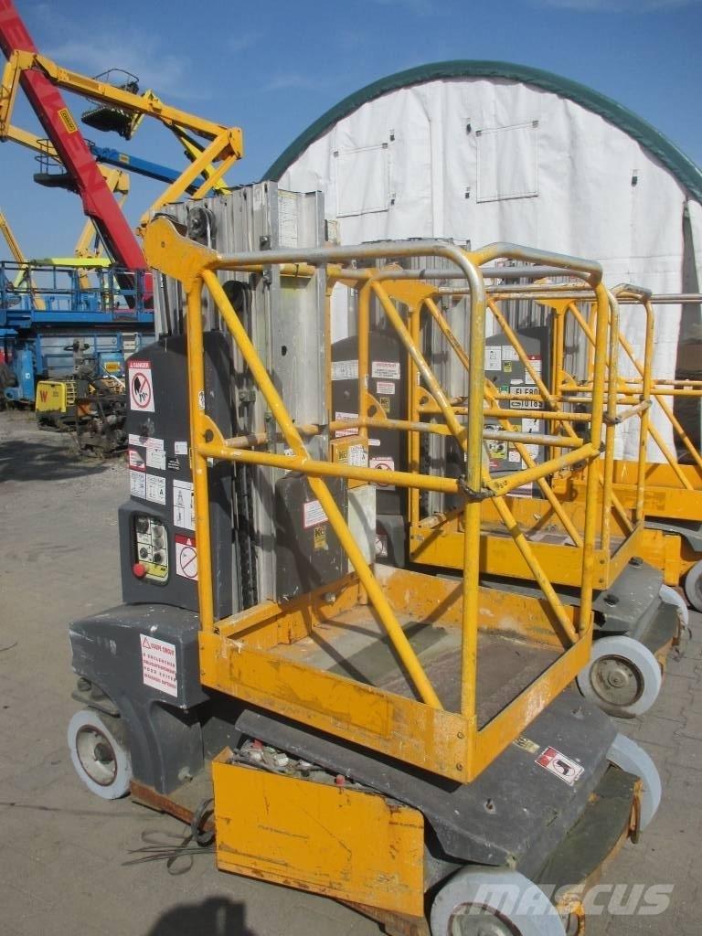 JLG Toucan Junior 8 Mât vertical