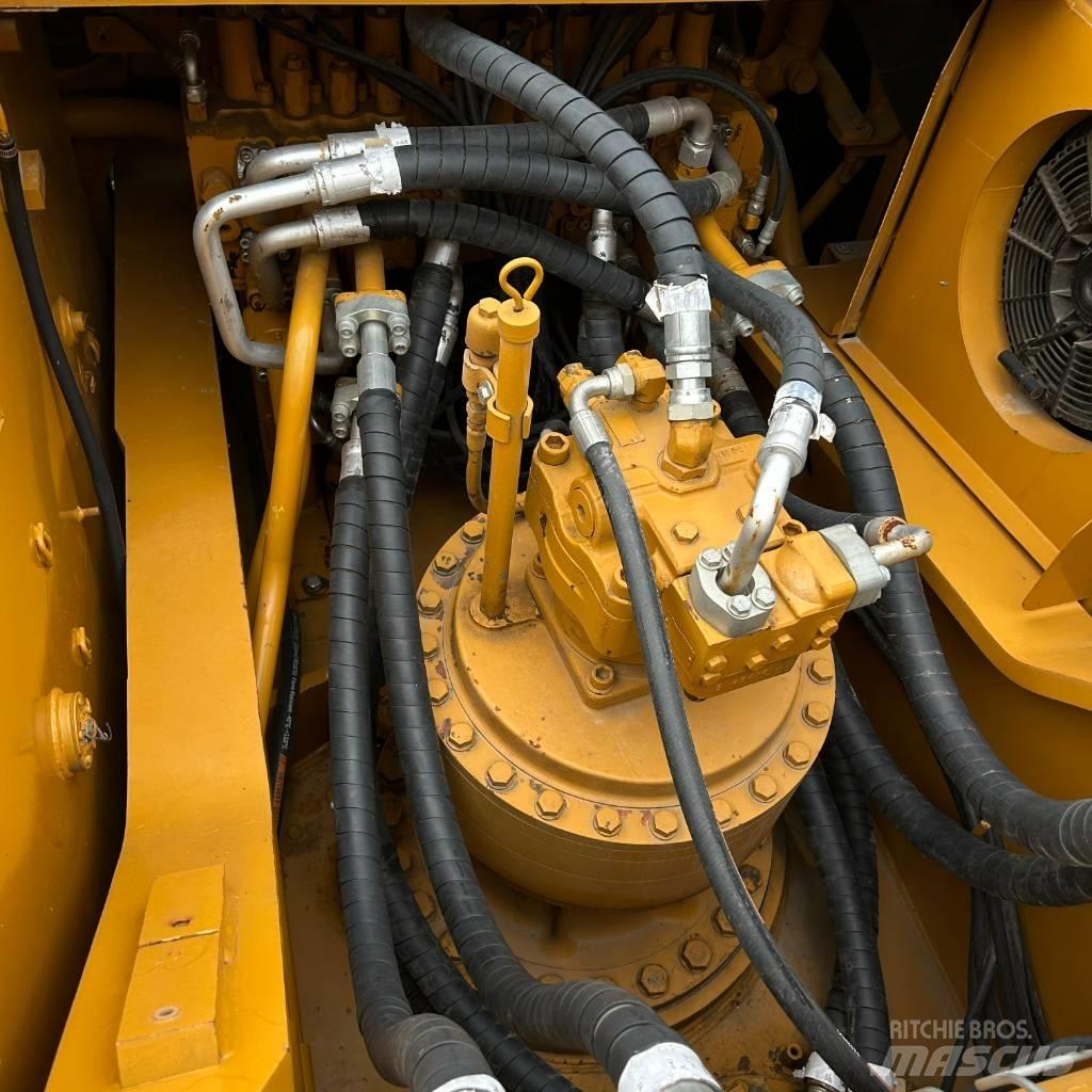 CAT 330D2 Pelle sur chenilles