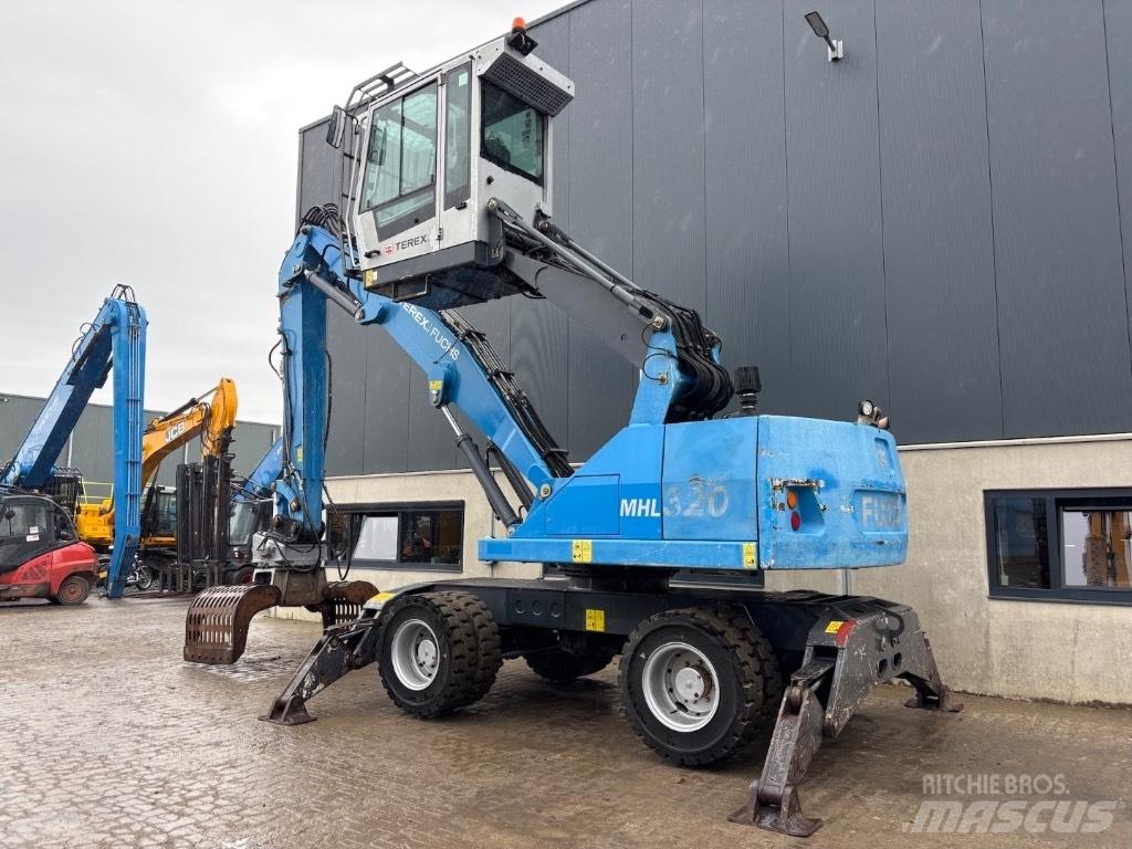 Fuchs MHL 320 D Pelle à déchets