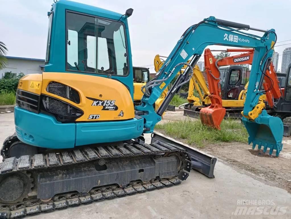 Kubota 155 Pelle sur chenilles