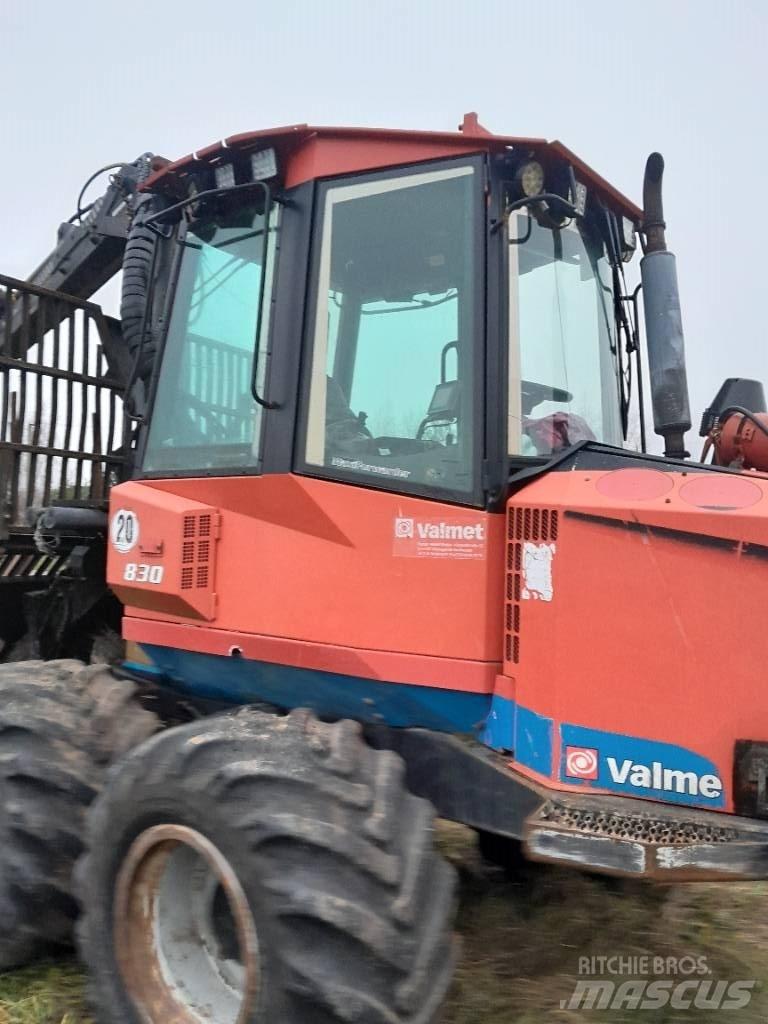 Valmet 830 Porteur
