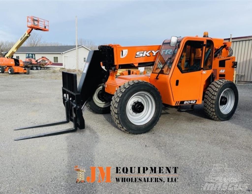 SkyTrak 8042 Chariot télescopique