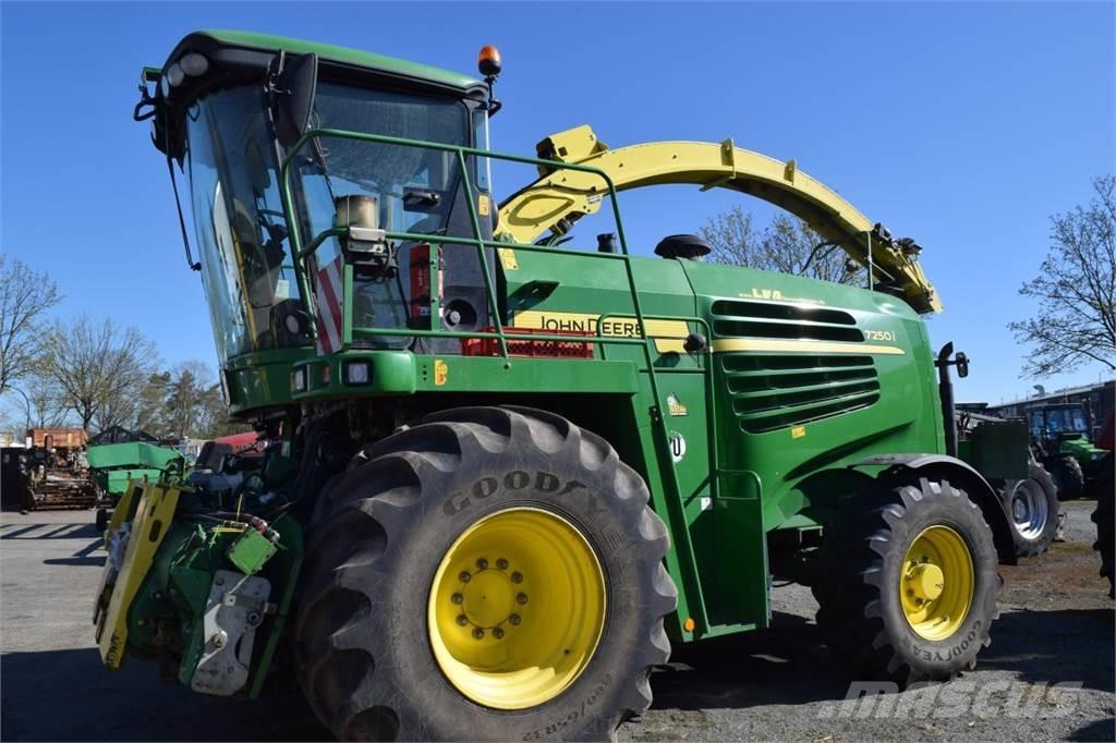 John Deere 7250 i Ensileuse automotrice