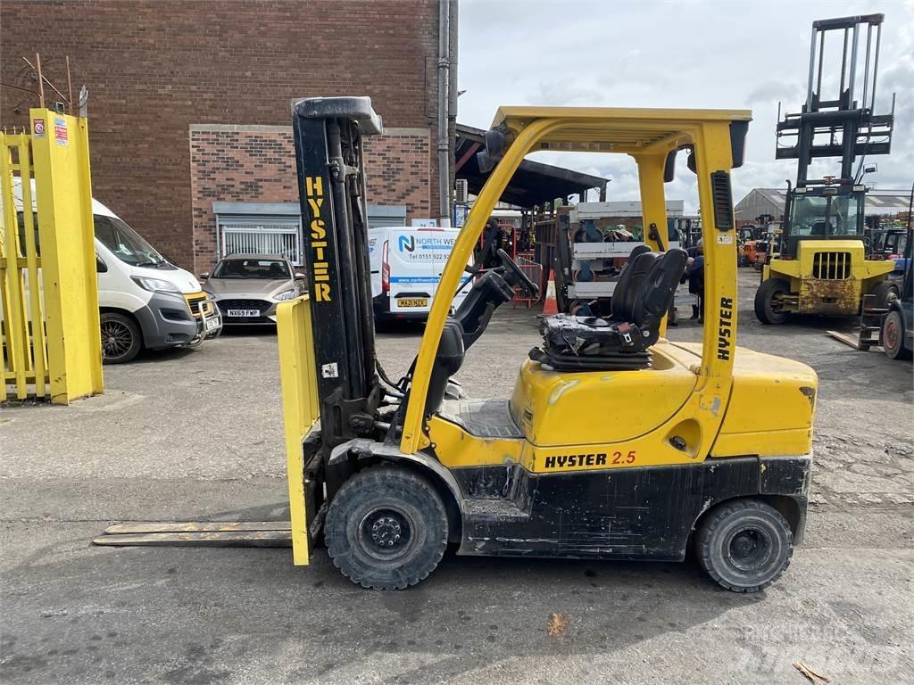 Hyster H2.5CT Chariots diesel