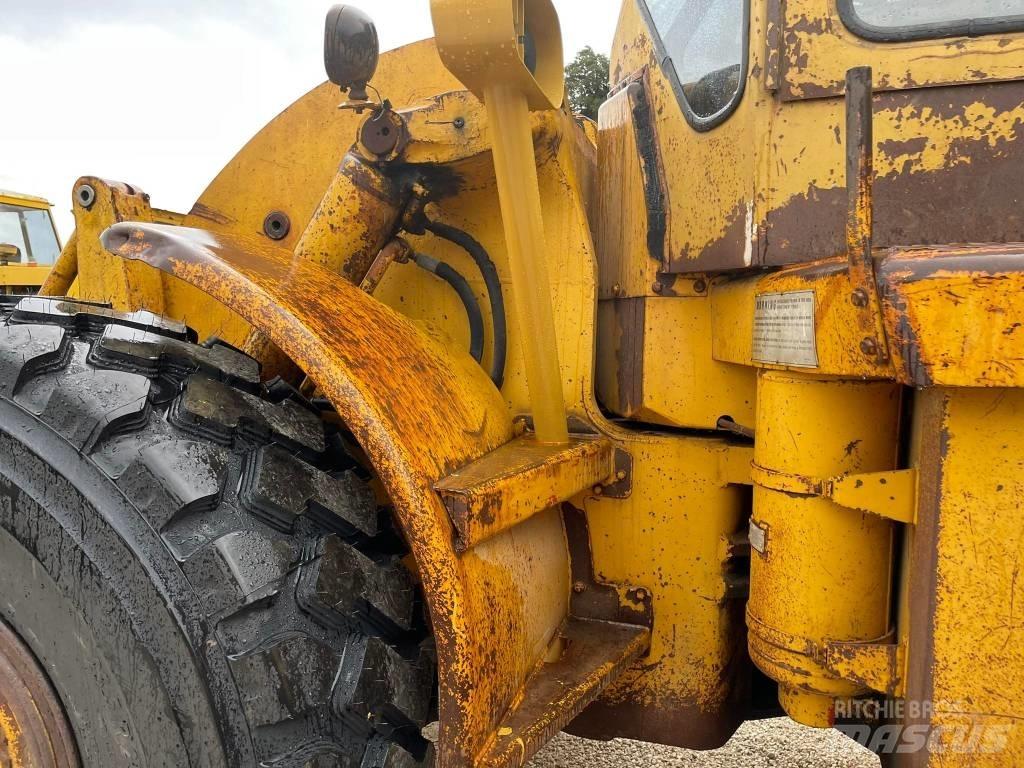 CAT 966C Chargeuse sur pneus