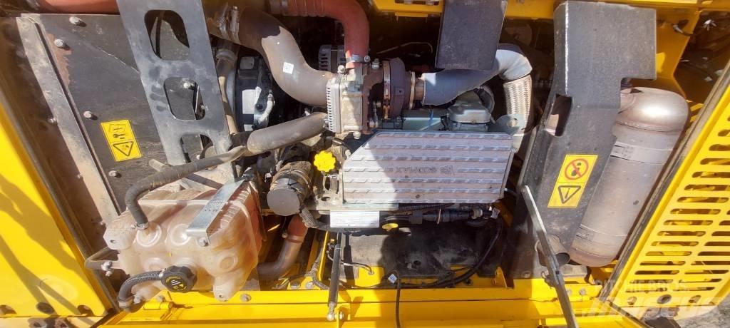 JCB JS 220 X Pelle sur chenilles