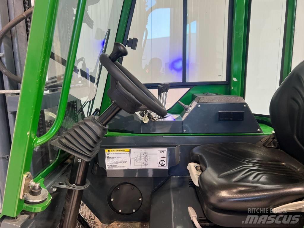 Combilift CBE2500 Chariot multidirectionnel