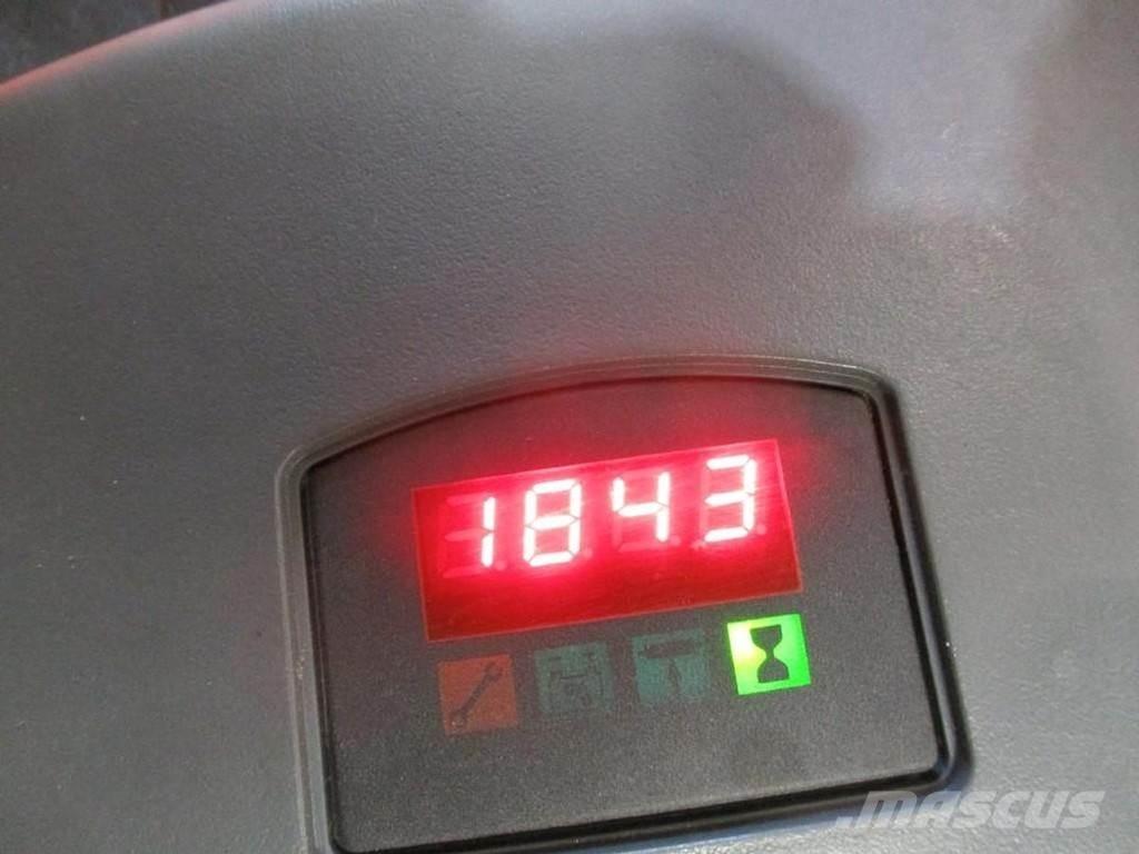 BT SPE120 XRD Transpalette accompagnant porté debout