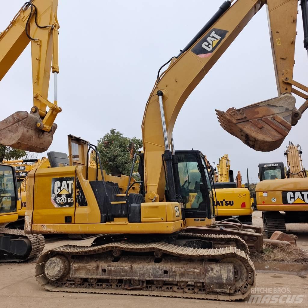 CAT 320GC Pelle sur chenilles
