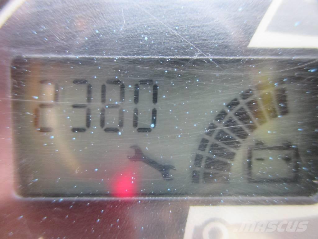 JLG Toucan 8 E Mât vertical