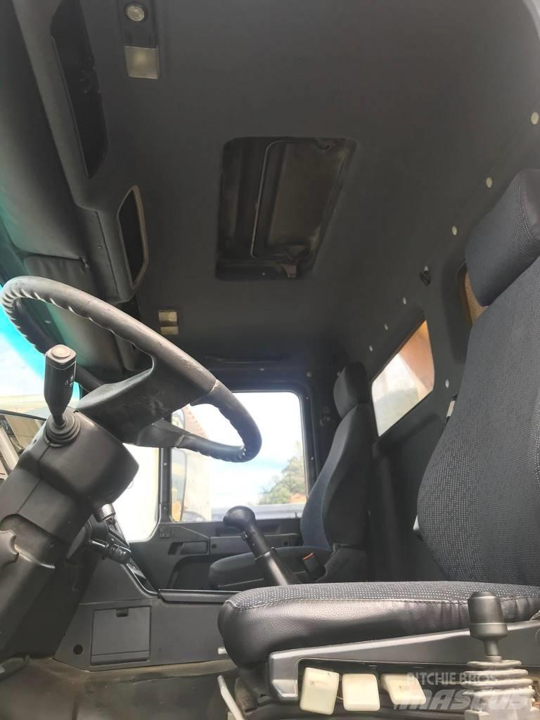 MAN 32..293 Camion benne