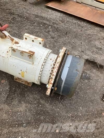 IHC System S40 Enfonce pieu hydraulique