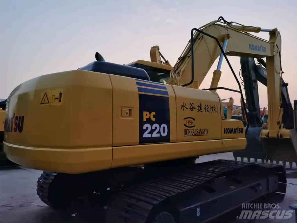 Komatsu PC 220-7 Pelle sur chenilles