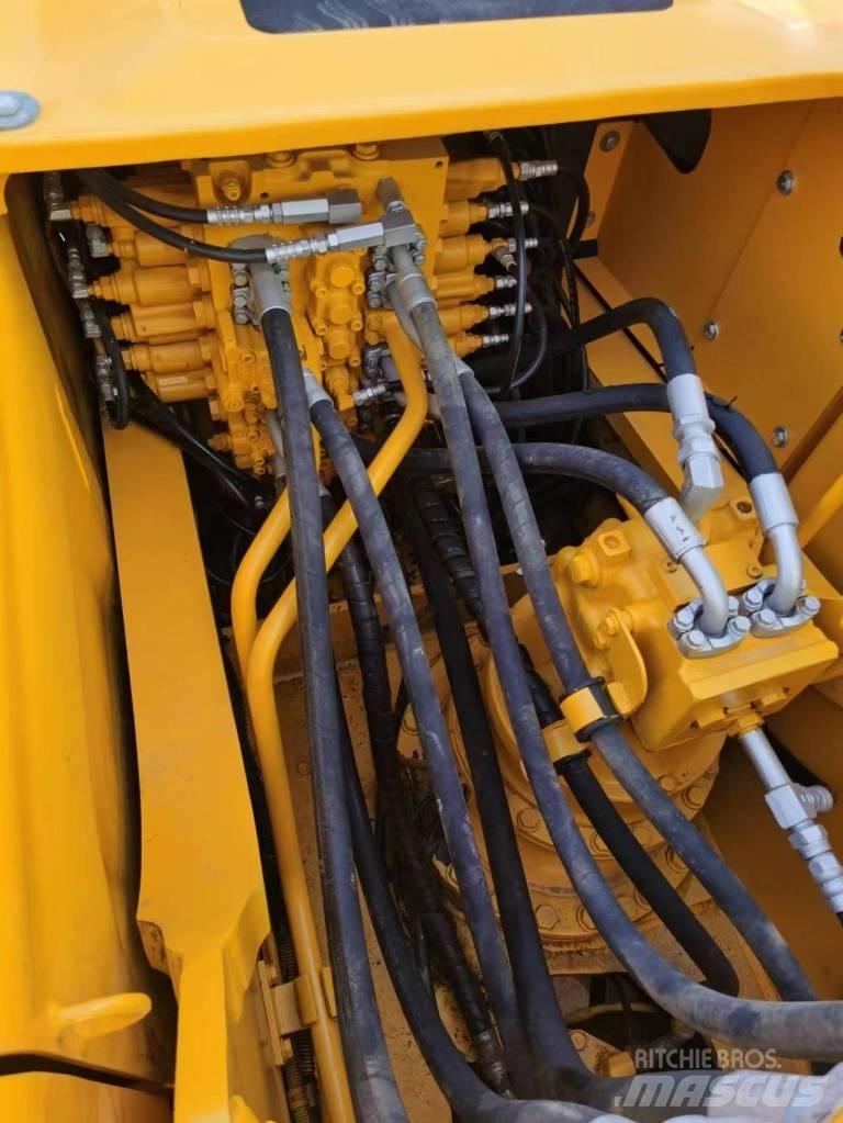 Komatsu PC 220-7 Pelle sur chenilles