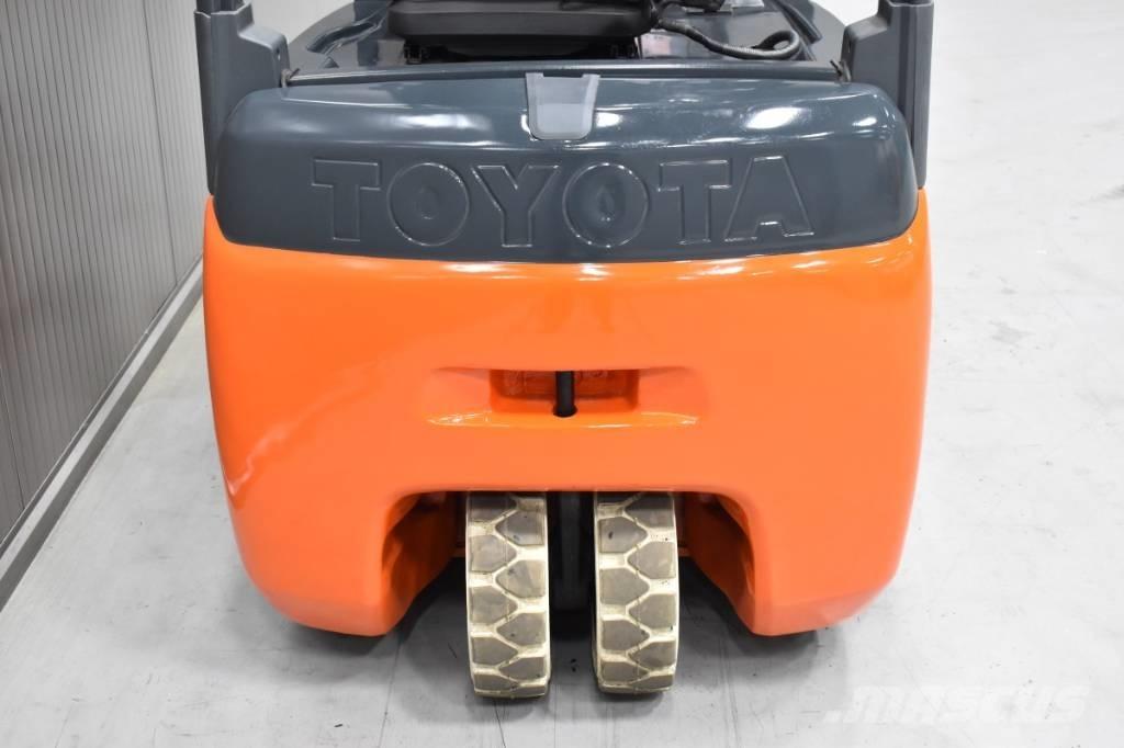 Toyota 8FBET16 Chariots élévateurs électriques